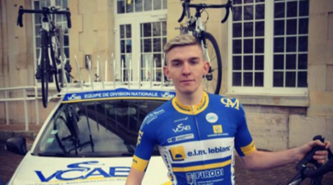 Mathieu Riebel, un cycliste français de 20 ans, se tue sur le Tour de Nouvelle-Calédonie.