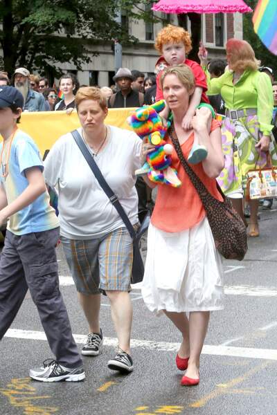 Le couple et leur fils à la Gay Pride à New-York en 2015