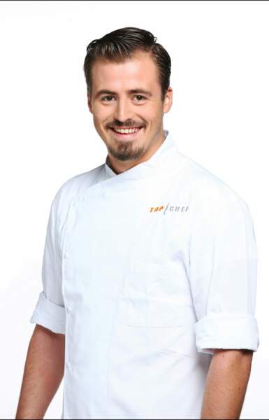 Voici Pierre Eon, 25 ans, chef adjoint d'un restaurant de Saint-Tropez