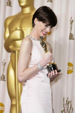 Anne Hathaway, meilleur second rôle féminin pour Les Misérables