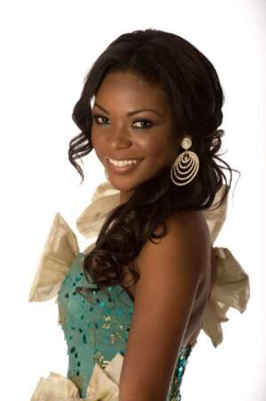Miss Gabon (Channa Divouvi)