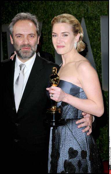 Elle divorce de Sam Mendes en 2010. Les voilà aux Oscars un an plus tôt, où elle a été récompensée pour The Reader
