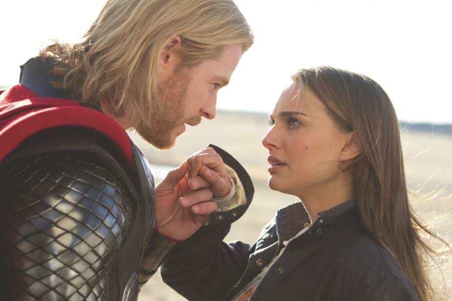 En 2011, Natalie Portman tourne aux côtés de Chris Hemsworth dans "Thor" de Kenneth Branagh et Joss Whedon
