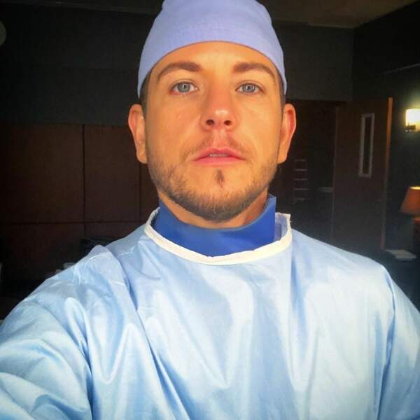 Du côté des internes de Grey's Anatomy, le sérieux est de rigueur car une opération se prépare…  