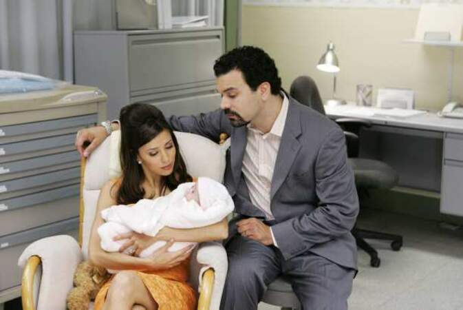 Desperate Housewives - Gabrielle, Carlos et le bébé