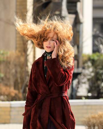 Même le vent n'arrête pas Nicole Kidman, en tournage à New York pour The Undoing, une minisérie pour HBO…