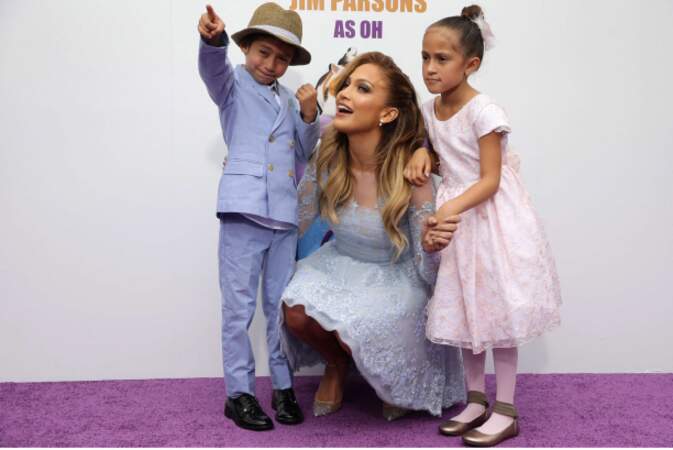 Egalement au générique, Jennifer Lopez, accompagnée de ses enfants Maximilian et Emme.
