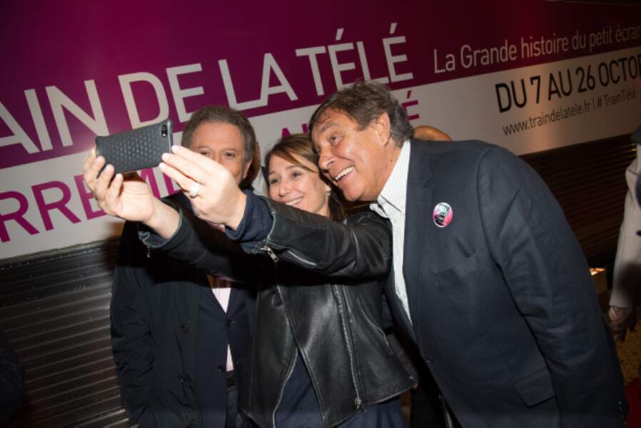 Un selfie entre Michel Drucker, Jean-Pierre Foucault et Daniela Lumbroso