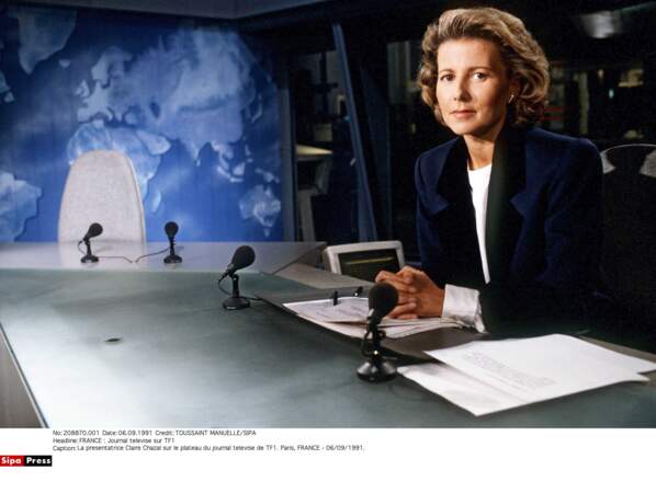 En 1991, c'est la consécration pour la journaliste qui débarque sur TF1 pour animer les JT des week-ends.