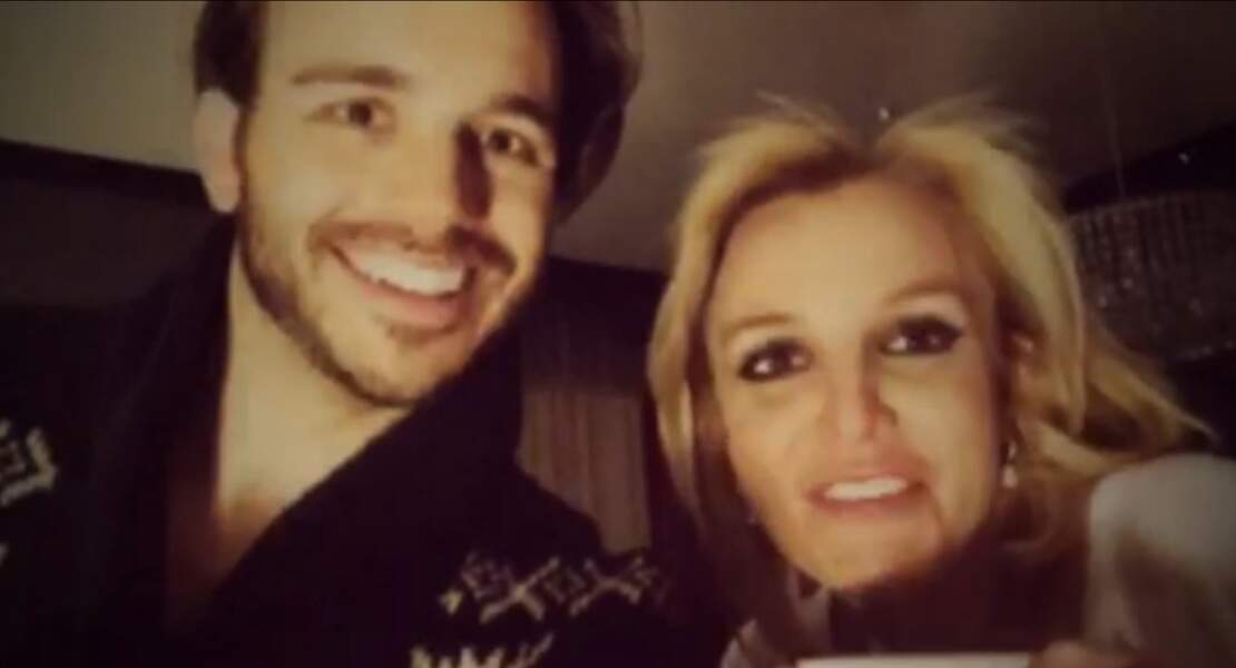 Britney Spears, heureuse avec son petit-ami Charlie Ebersol 