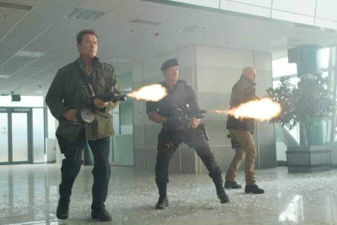 Expendables 2 : Unité spéciale (Simon West, 2012) : avec Arnold Schwarzenegger et Sylvester Stallone