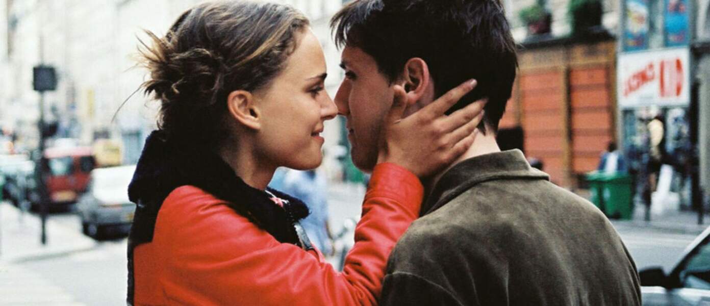Dans "Paris, je t'aime" de Tom Tykwer (2006), Natalie Portman joue une amoureuse. Son Gus a de la chance !