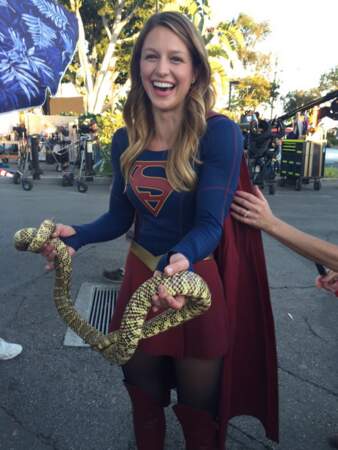 Melissa Benoist est vraiment une Supergirl, prête à tout pour son rôle