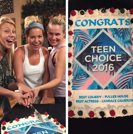 L'équipe a fêté comme il se doit son Teen Choice Awards de la meilleure comédie