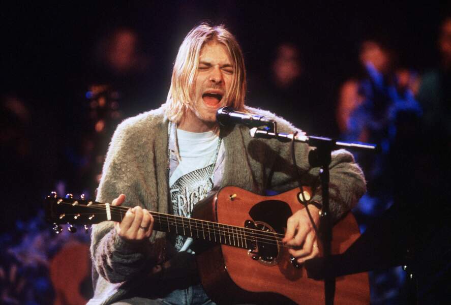 Kurt Cobain se serait suicidé le 5 avril 1994 dans sa maison à Seattle d’une balle dans la tête.