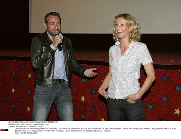 Ici à Nice, Alexandra Lamy et Jean Dujardin présentent le film Lucky Luke