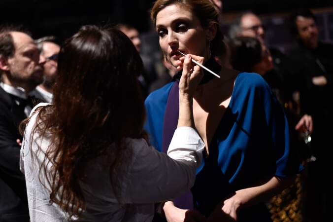 Séquence maquillage pour Julie Gayet backstage