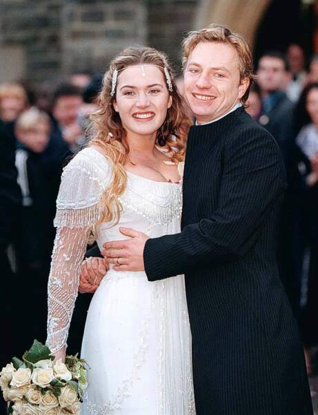 En 1998, elle épouse Jim Threapleton, un réalisateur rencontré sur le tournage du film indé Marrakech Express