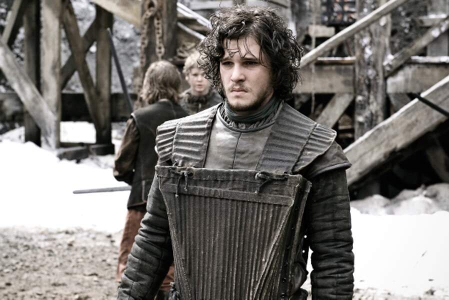 Et voici le beau gosse : Jon Snow (Kit Harington), le bâtard de la lignée Stark