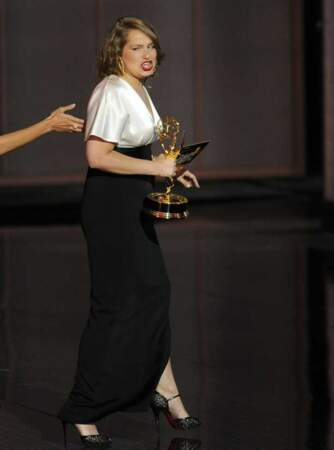 Merritt Wever reçoit le prix de la meilleure actrice dans un rôle secondaire de série comique pour Nurse Jackie