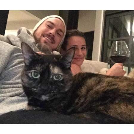 Et Lea Michele (Scream Queens) avec son chat et son petit ami