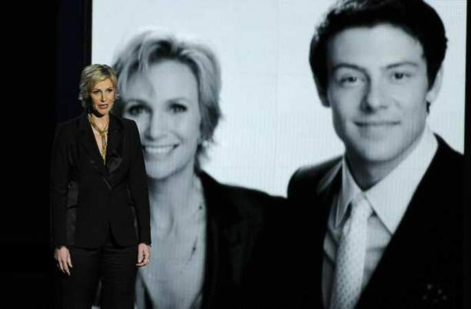 L'émouvant hommage de Jane Lynch à Cory Monteith, star de Glee 
