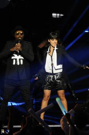 … et Alizée, qui a accompagné le chanteur des Black Eyed Peas sur Scream & Shout
