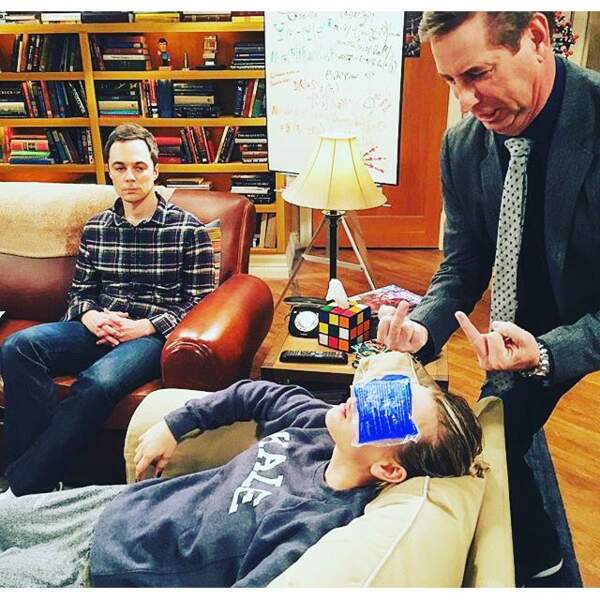 Vous remarquerez que Sheldon Cooper est très concentré sur le plateau de The Big Bang Theory