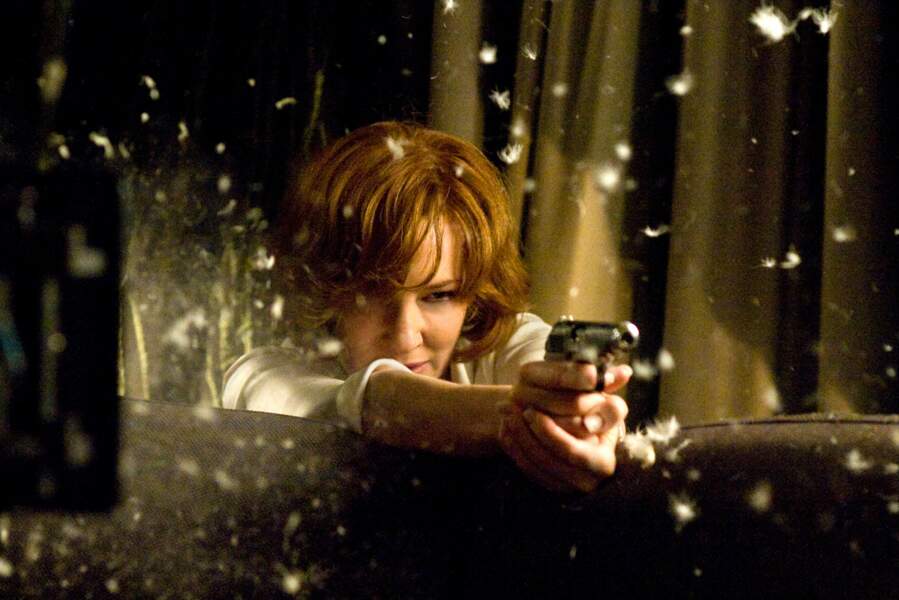 On la retrouve un pistolet à la main dans Hanna (2011)