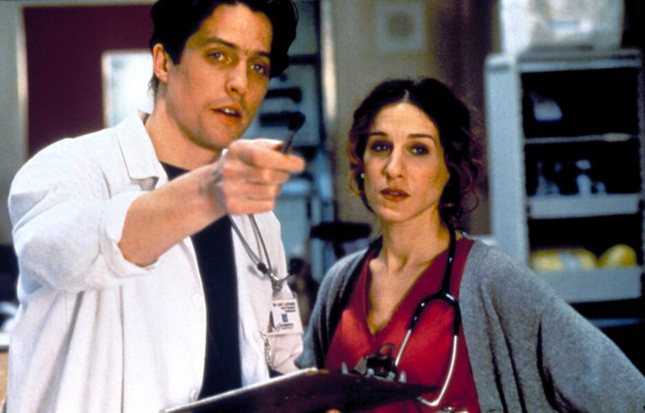 Avec Hugh Grant (et à l'hôpital) dans Mesure d'urgence (1996)