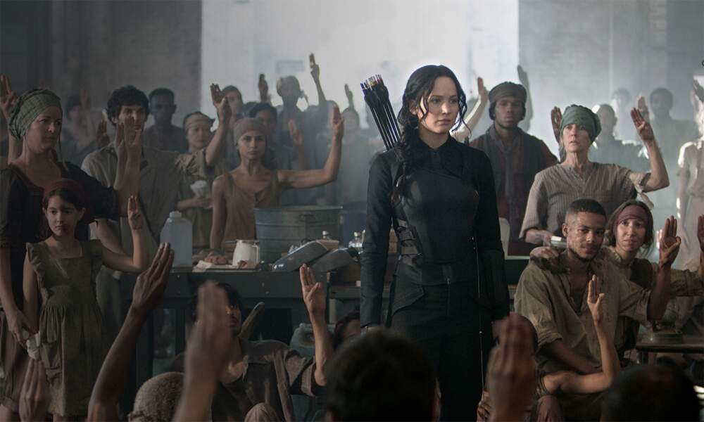 Dans Hunger Games- La Révolte : Partie 1, Katniss prend la tête de l'insurrection