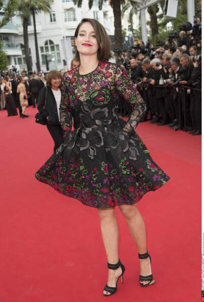 Robe et cheveux courts en ce jour printannier (Cannes 2015)