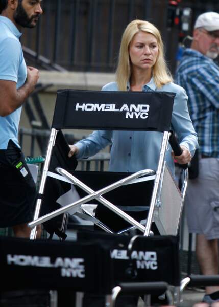 Quand certains ont pléthore d'assistants, Claire Danes, la star de Homeland, elle, n'a besoin de personne