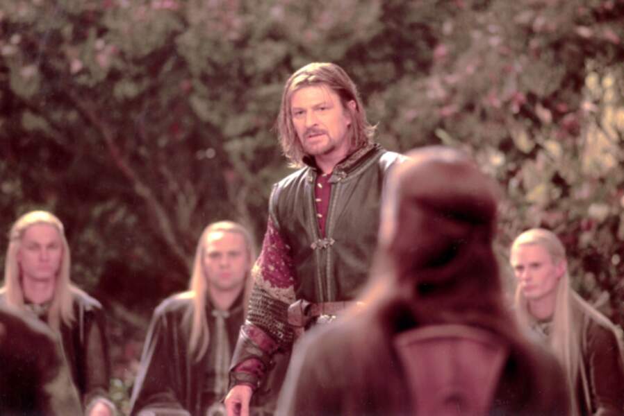Sean Bean joue le valeureux guerrier Boromir dans "Le Seigneur des anneaux : La Communauté de l'anneau" (2001)