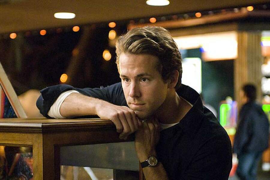 Adventureland Un Job D été à éviter Ryan Reynolds, héros de RIPD Brigade fantôme - Télé 2 Semaines