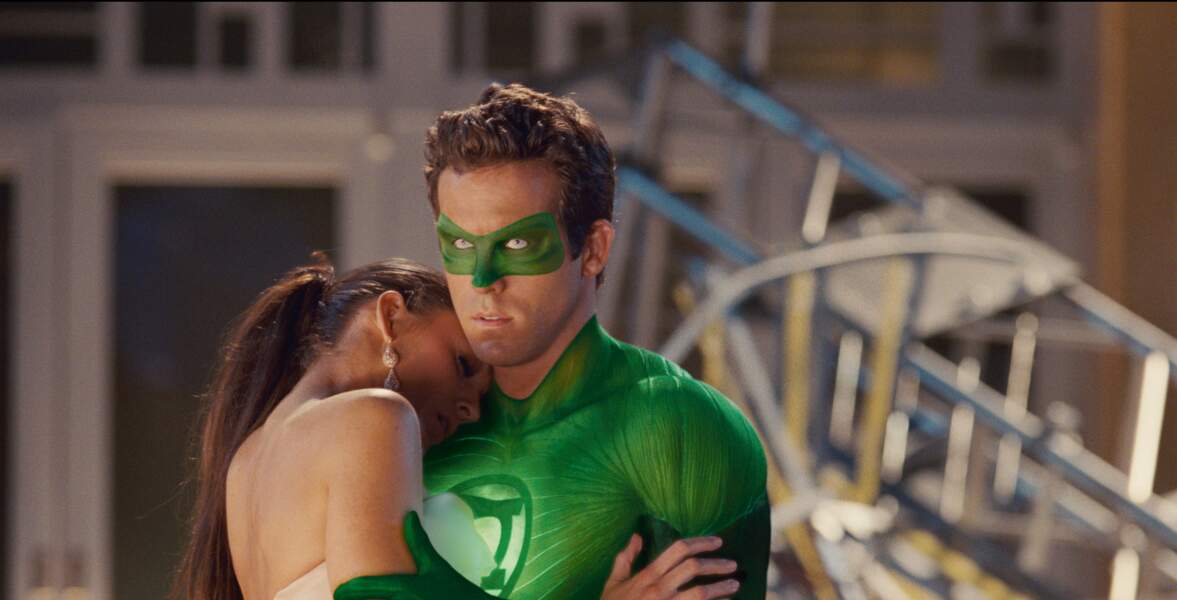 Dans les bras du super-héros Green Lantern (2011)