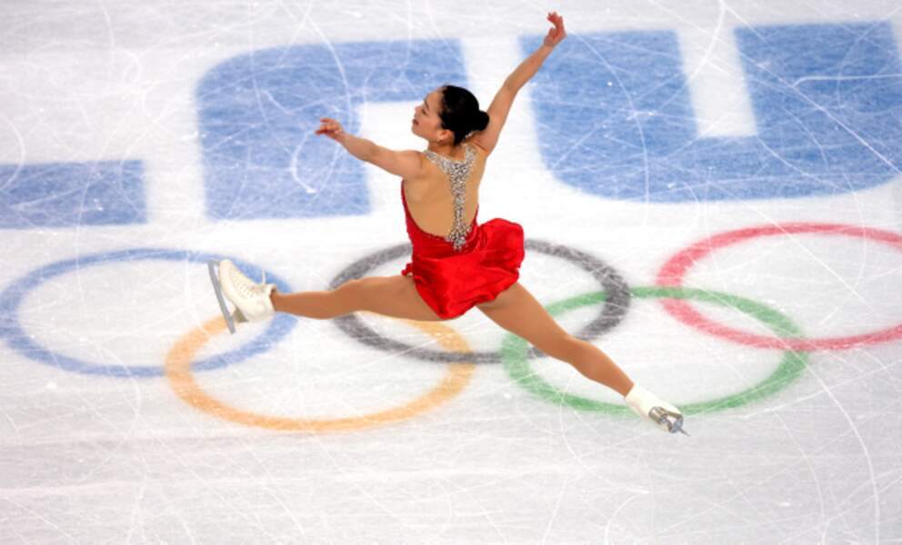 La Japonaise Akiko Suzuki 8e à l'issue du programme court (patinage artistique)