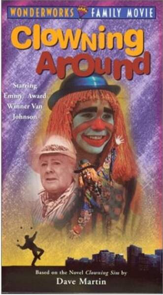 Le film australien Clowning Around (1992) lui a donné son premier rôle au cinéma