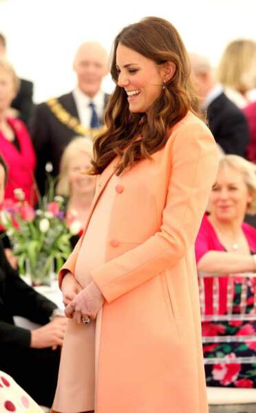 Enceinte, Kate Middleton n'en reste pas moins élégante 