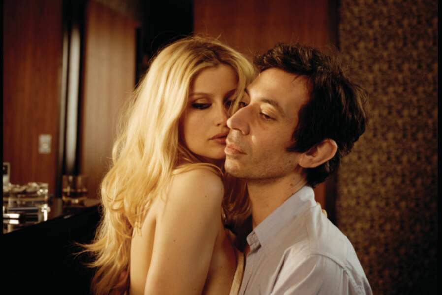 Elle est géniale en Bardot dans Gainsbourg (vie héroïque) face au non moins talentueux Éric Elmosnino. 
