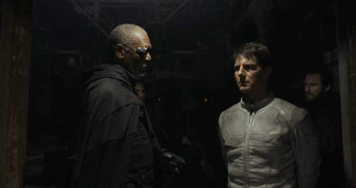 Oblivion, avec Morgan Freeman (2013)