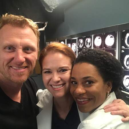 Malgré son départ de la série Grey's Anatomy, Sarah Drew garde le sourire !