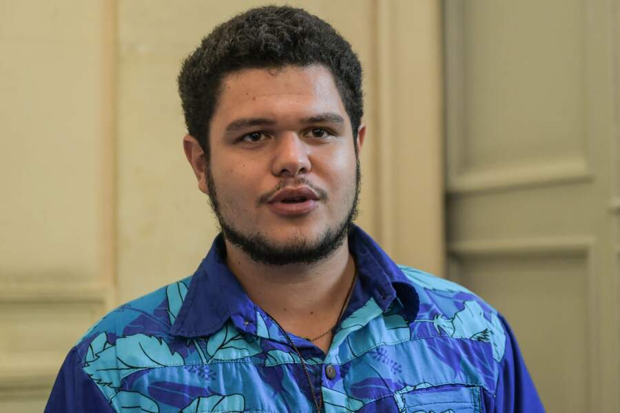 Tematai Le Gayic est le député le plus jeune de l'histoire de la Vème République. Il est âgé de seulement 21 ans. (En octobre 2000).