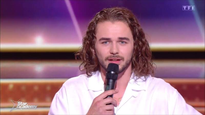 Son grand frère, Mathieu Canaby, est chanteur et musicien. Il a même été finaliste de Rising Star !