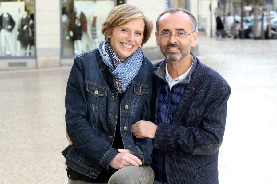 La députée Emmanuelle Ménard a 53 ans. De son côté, Robert Ménard a 69 ans.