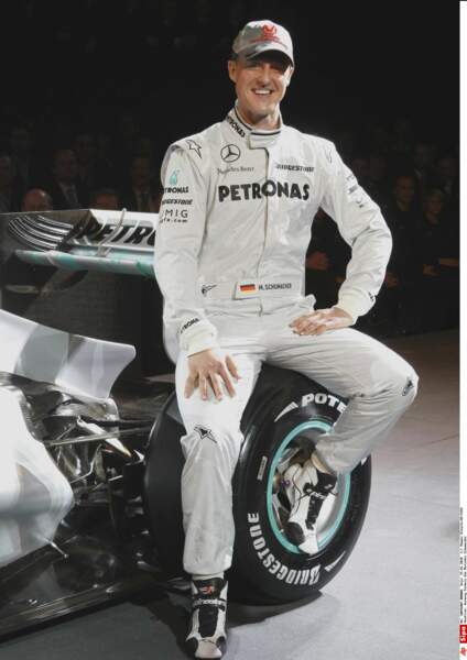 En 2010, Michael Schumacher décide de relever un nouveau défi après 4 ans de retraite, celui de Mercedes !