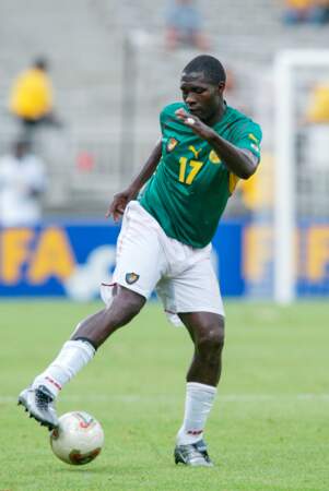 En juin 2003, Marc-Vivien Foé meurt des suites d'un malaise cardiaque lors d'un match entre la Colombie et le Cameroun
