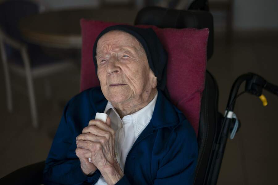 La doyenne de l’humanité, la Française Sœur André, est morte à 118 ans le 17 janvier 2023
