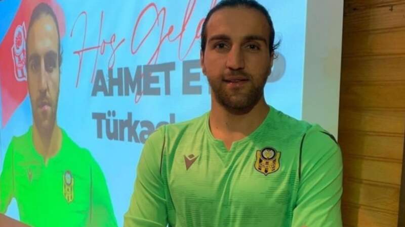 Parmi les milliers de victimes du séisme en Turquie survenu le 6 février, le footballeur Ahmet Eyüp Türkaslan âgé de 28 ans 