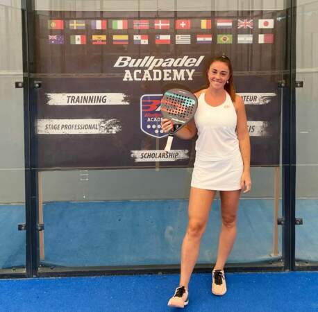 En 2015, elle devient championne de France de Padel, 